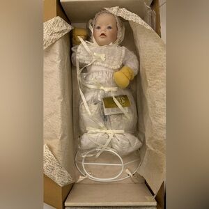 Franklin Heirloom Doll Porcelain Victorian Christening Blonde Baby Vintage1986